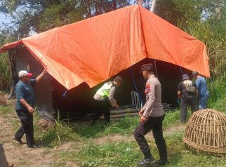Polres Malang Bongkar Arena Sabung Ayam di Dampit