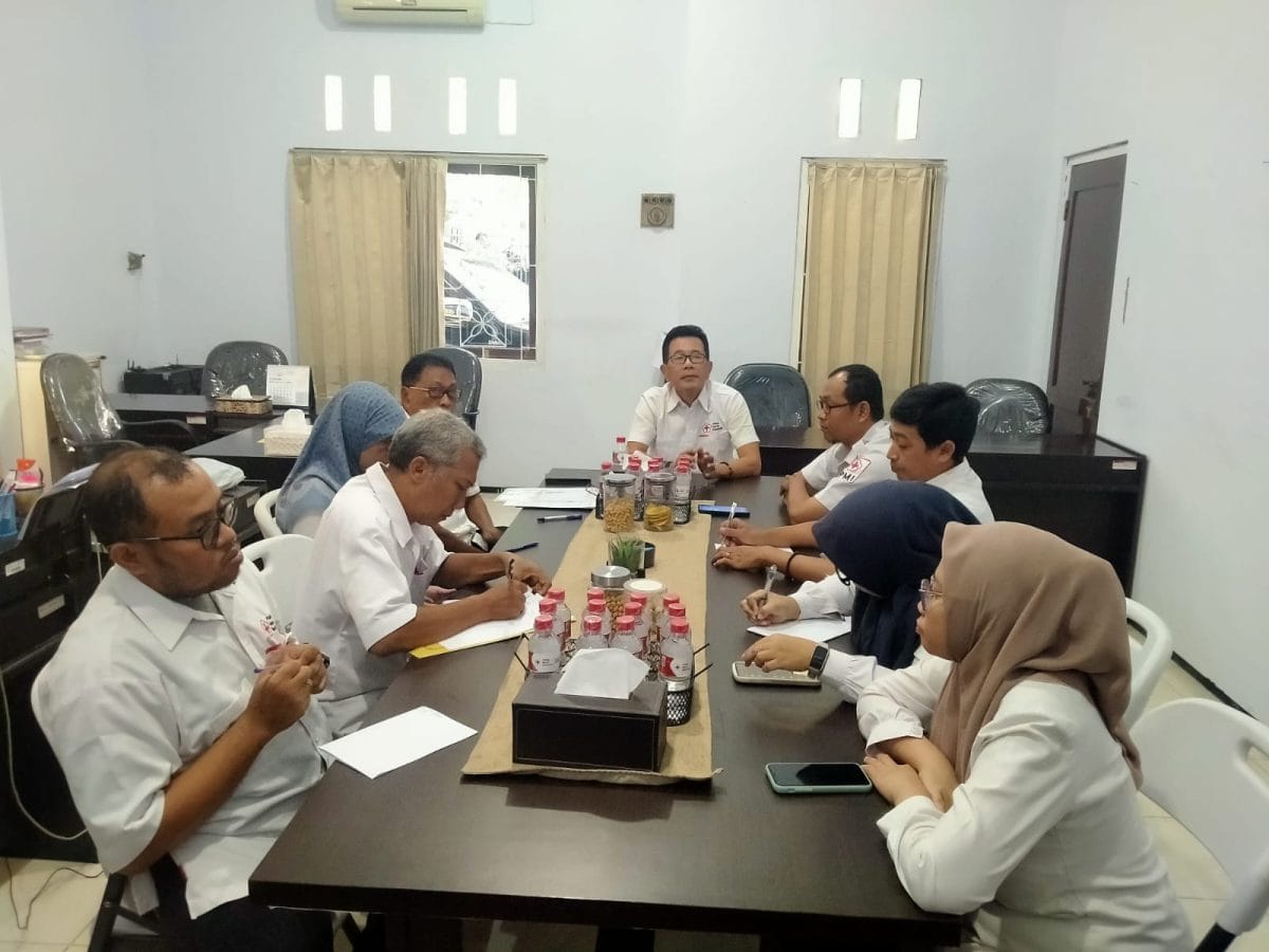 PMI Jember Naikkan Gaji Pegawai