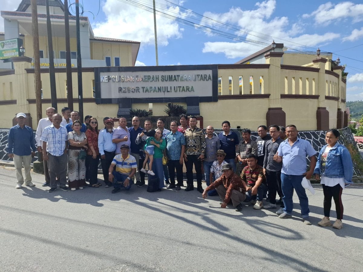 Pomparan Raja Sonakmalela menyampaikan apresiasi kepada Polres Tapanuli Utara