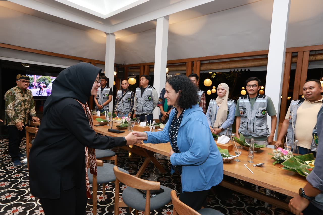 Geolog Indonesia–Australia Pelajari Jejak Mineral Banyuwangi dalam Rangkaian Konferensi MGEI