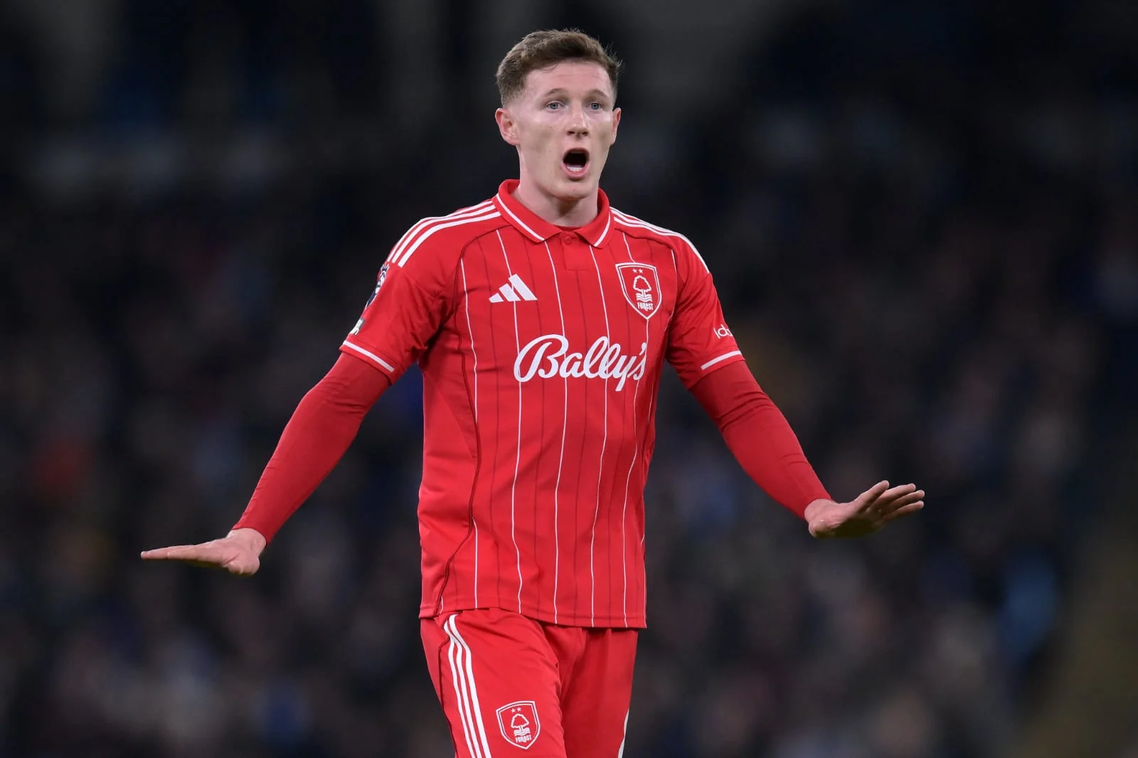 Elliot Anderson Jadi Primadona Transfer Musim Panas: Persaingan Manchester City dan United Memanas