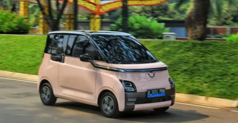 Wujud Mobil Listrik Baru Wuling, Inikah Aira EV? Mobil Listrik Terjangkau Hadir dengan Desain Empat Pintu?