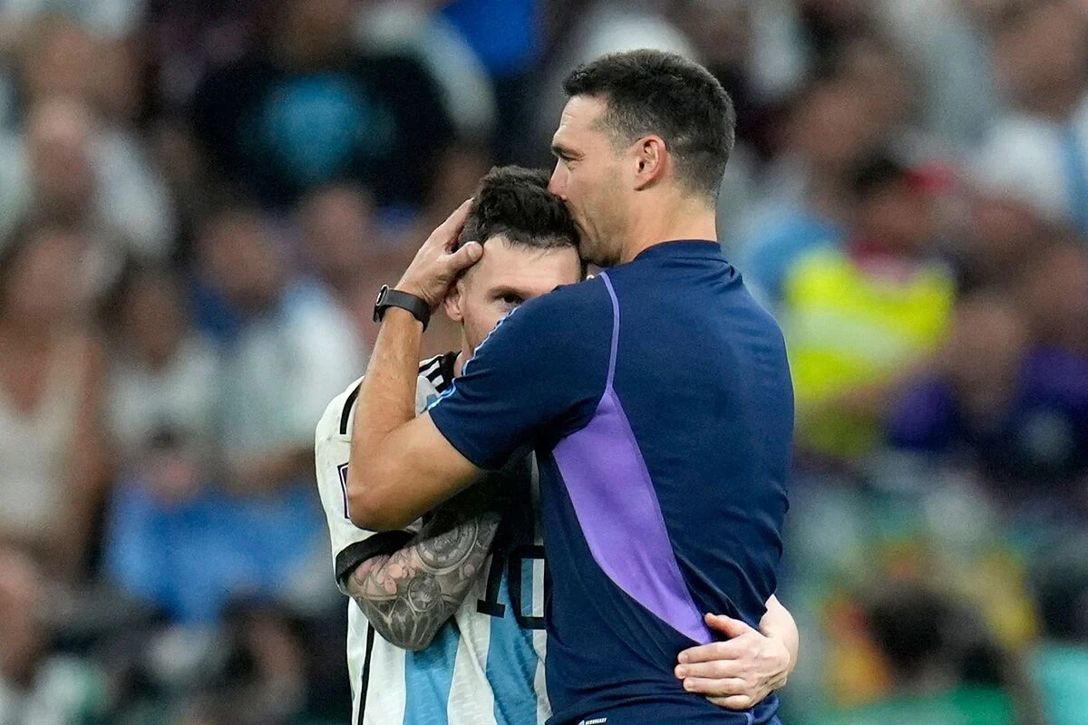 Argentina vs Aljazair Rabu Pagi: Scaloni Sebut Lawan Mirip Maroko, Messi Siap Tempur