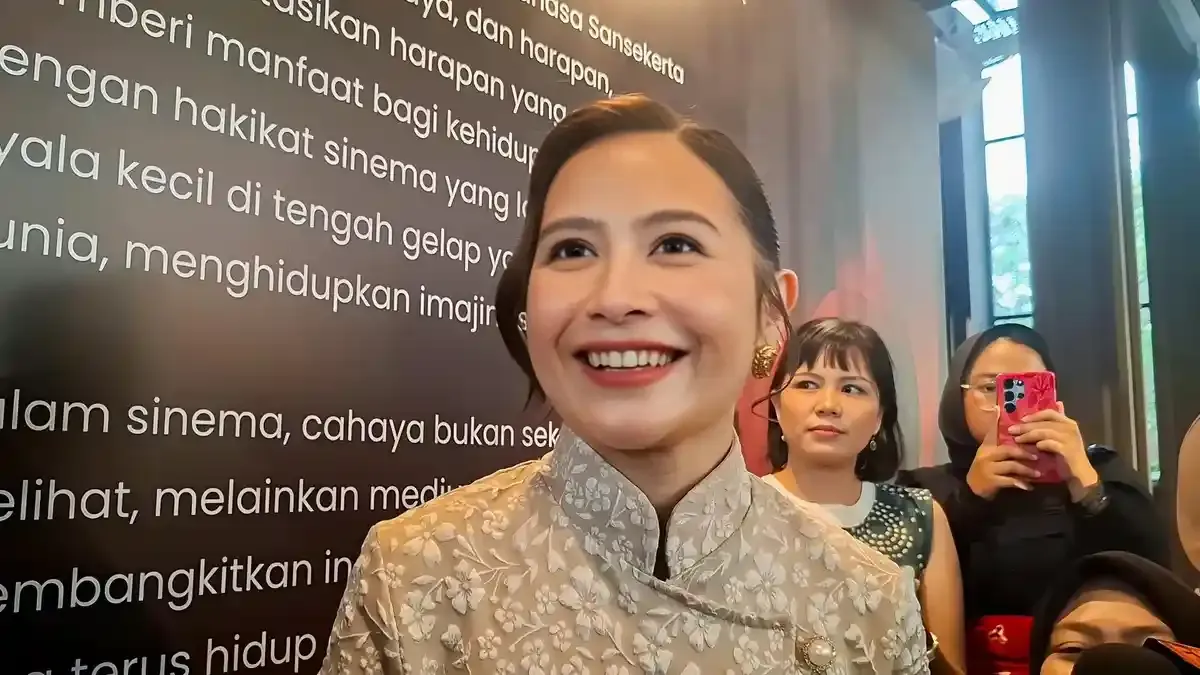 Cerita Prilly Latuconsina Rasakan Pengalaman Spiritual Ikut Kirab Malam Satu Suro di Mangkunegaran