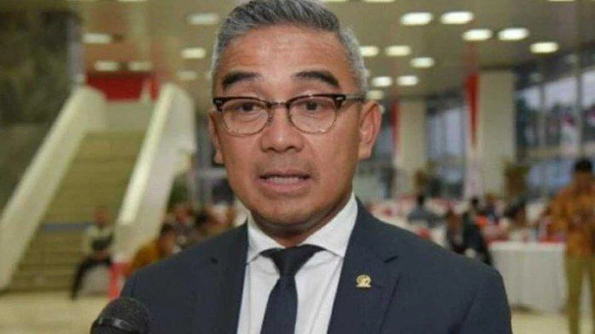 Hadapi Kenaikan Harga BBM, Walikota Bandung Farhan Ambil Langkah Mengejutkan: Efisiensi Operasional