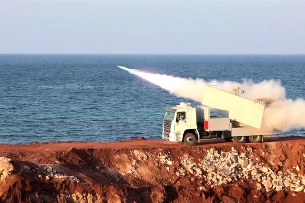 Iran Klaim Serang Radar Peringatan Dini AS di Bahrain, Strategi Apa yang Kini Dimainkan IRGC?