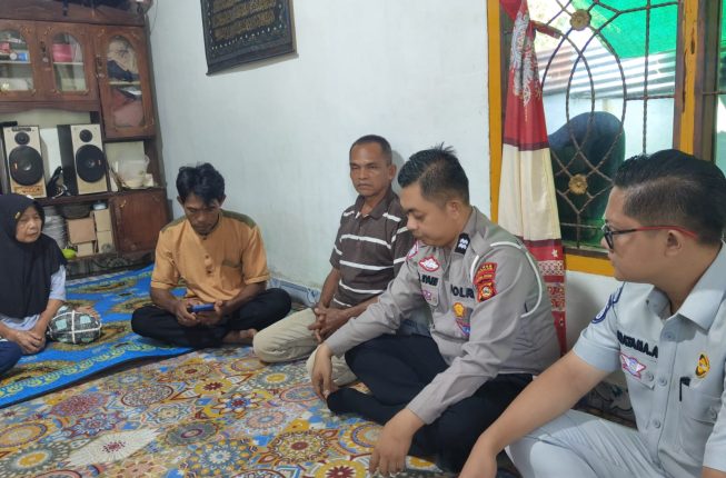 Kecelakaan Maut di Pagaralam Renggut Nyawa Pemuda, Satlantas Hadir Kuatkan Keluarga