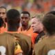 Lini Belakang Belanda Jadi Sorotan, Ronald Koeman Kebobolan adalah Bagian dari Sepak Bola