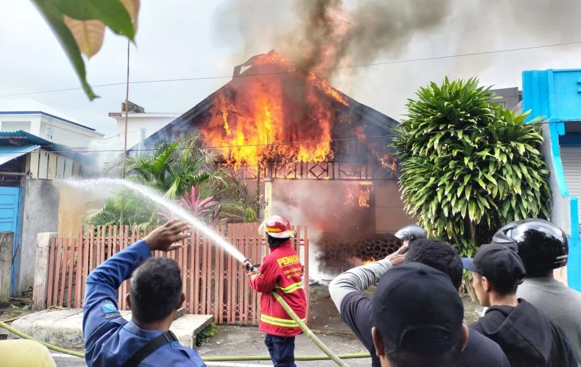 Misteri teror api di rumah warga Seyegan Sleman masih berlanjut: 81 kebakaran dalam 11 hari menggemparkan
