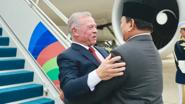 Momen Bersejarah: Prabowo Sambut Presiden Jerman dengan Hangat di Istana Merdeka