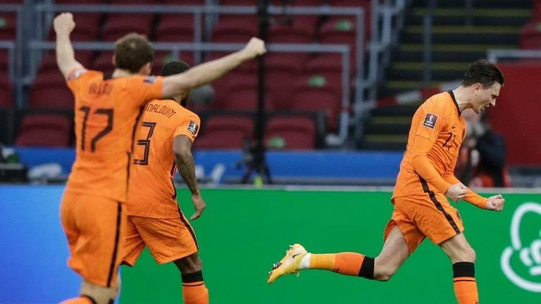 Netherlands vs Uzbekistan: Kemenangan Pahit Oranje di Balik Layar