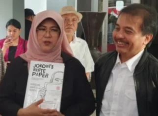 Penangkapan Roy Suryo dan dr Tifa: Dugaan Intervensi Politik Membayangi Kasus Ijazah Jokowi