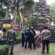 Ratusan Umat Hindu Gelar Piodalan di Pura Mandara Giri Semeru Agung: Kolaborasi TNI-Polri Jaga Keamanan Ibadah