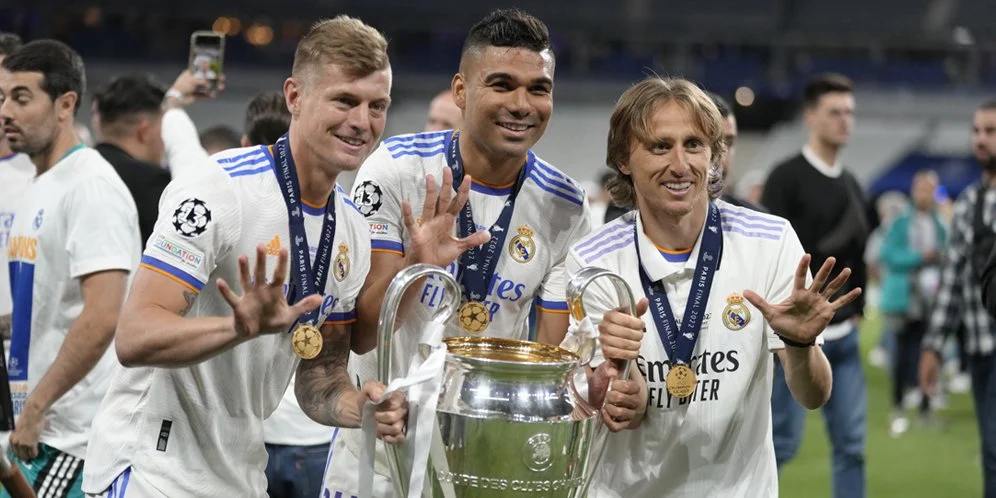 Real Madrid Jadi Sorotan Utama: Dari AUKUS Australia Hingga Transfer Bintang Sepak Bola dan Lintasan Balap Kuda