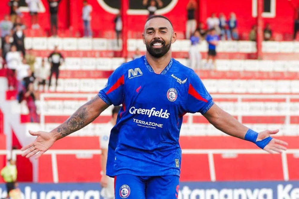 Resmi Berpisah, Dalberto Bangga Bisa Bela Arema FC: Kisah Striker Tajam yang Harus Pergi