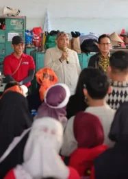 Sidak KBN Cakung: Wamenaker Mediasi PHK 133 Pekerja PT Amos Indah, Tawarkan Kenaikan Kompensasi
