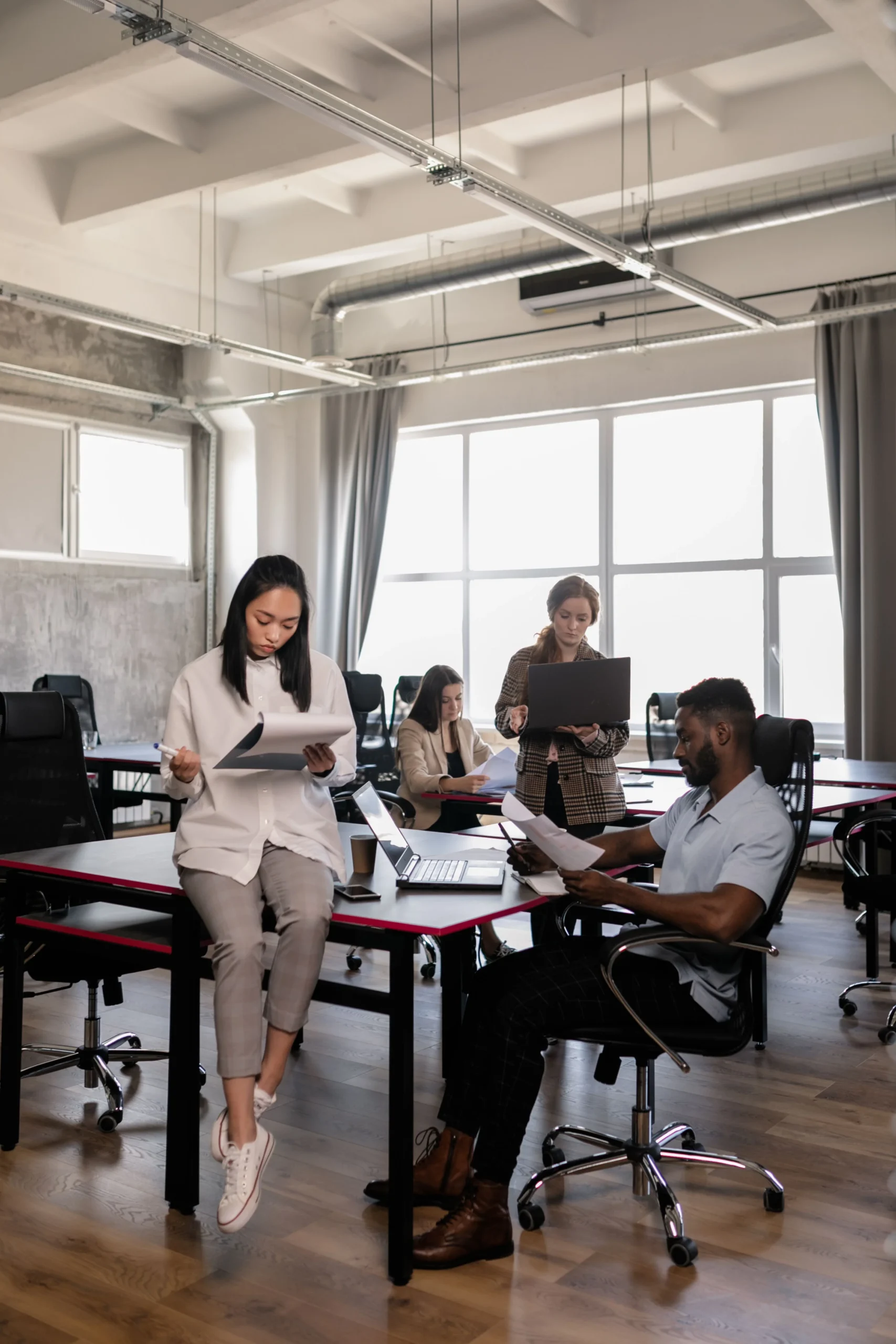 Strategi Membangun Personal Branding untuk Karir Profesional di Era Digital