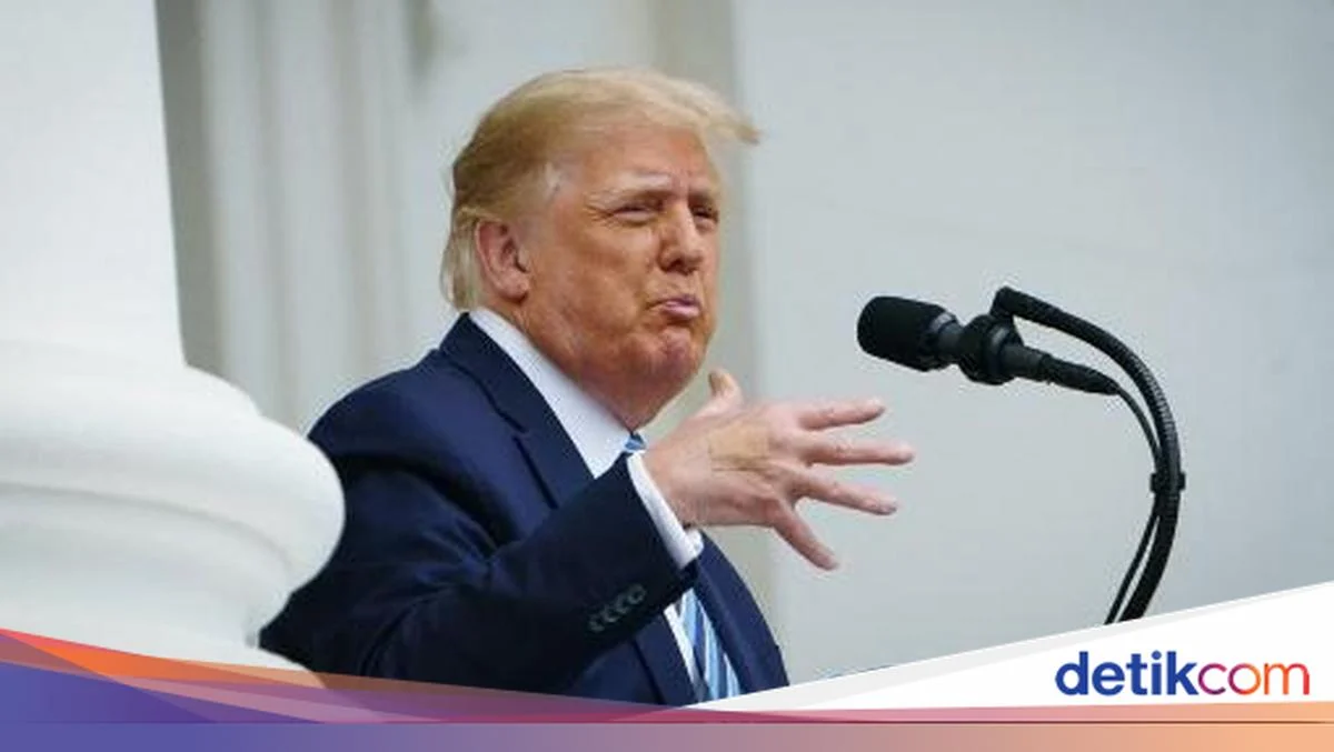 Trump Sebut Wali Kota Chicago Tak Berguna, Kenapa?
