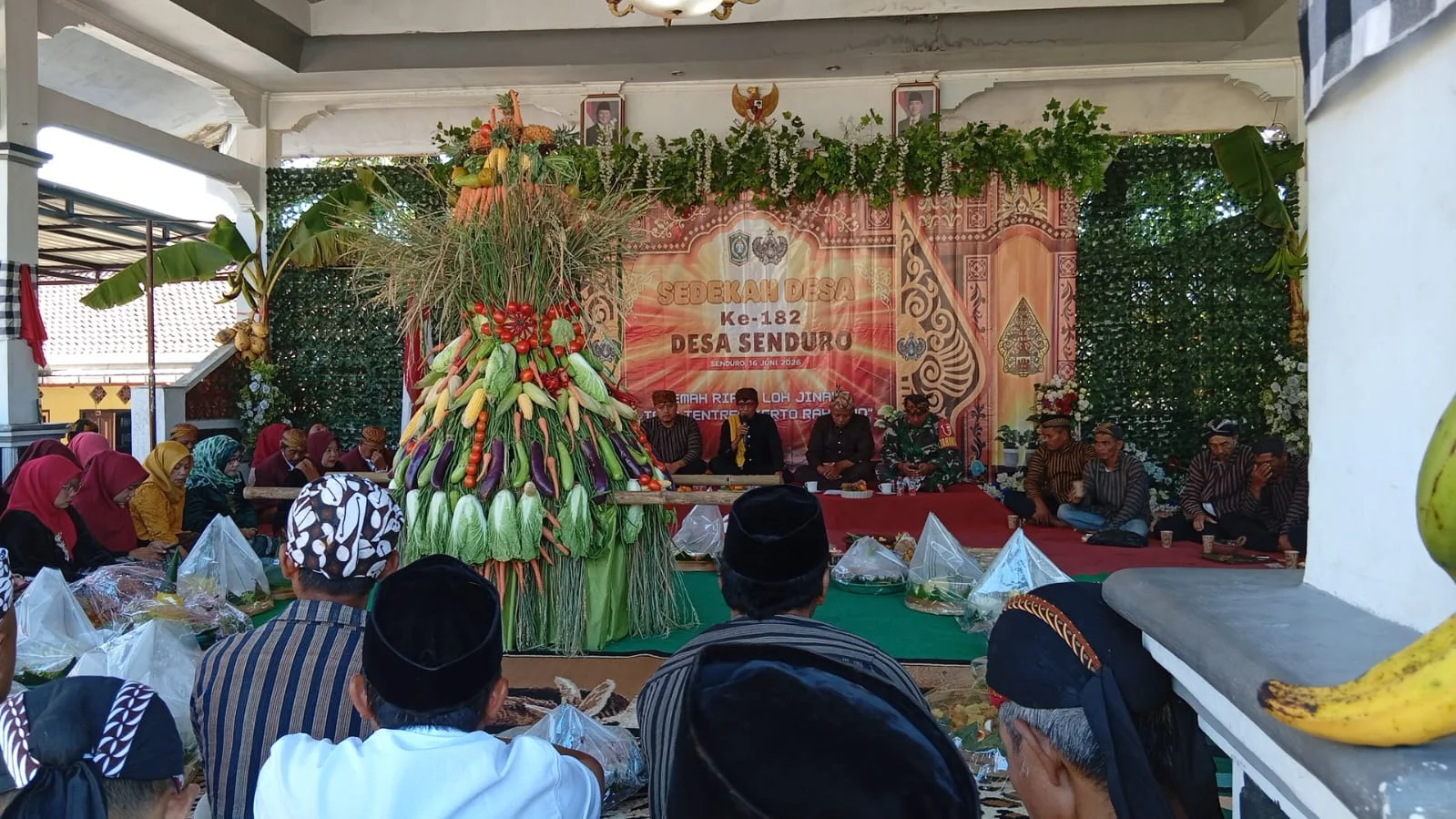Warga Senduro Lumajang Gelar Bersih Desa pada Bulan Suro, Wujud Syukur dan Lestarikan Budaya