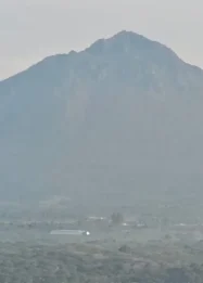 Aktivitas Gunung Bur Ni Telong Tetap di Level II: Analisis, Dampak, dan Langkah Mitigasi
