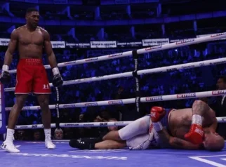 Anthony Joshua Dianggap 'Habis' Usai Penampilan Kontroversial, Duel Lawan Tyson Fury Diragukan