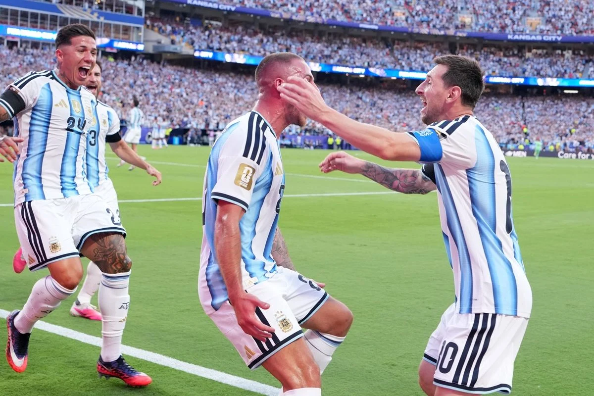 Argentina Lolos ke Semifinal Piala Dunia 2026: Gol Mac Allister dan Alvarez Hentikan Perlawanan Swiss