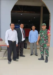 Babinsa Koramil 04Tigalingga Kawal Ibadah Minggu di GKII Lau Bagot: Sinergi TNI dan Masyarakat Jaga Kerukunan