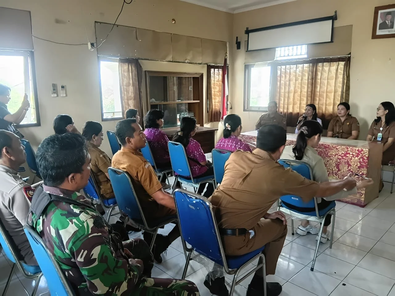 Bantuan Kader Posyandu: Babinsa Harap Jadi Motivasi Yankes