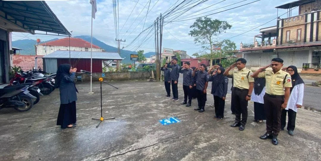 Bawaslu Padang Panjang Gelar Apel Mingguan, Tekankan Sosialisasi SE Jam Kerja