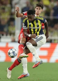 Benfica Nyaris Dapatkan Jhon Durán, Striker Gagal di Zenit yang Ingin Bangkit