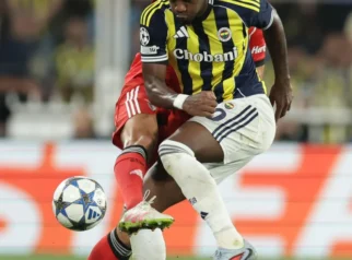 Benfica Nyaris Dapatkan Jhon Durán, Striker Gagal di Zenit yang Ingin Bangkit