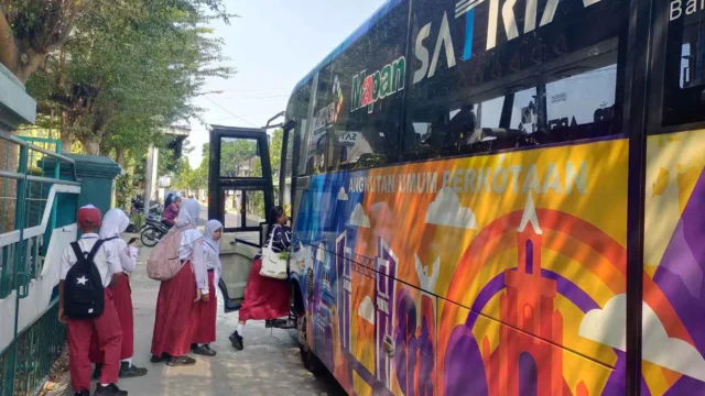 Bus Sekolah Kediri Kembali Beroperasi: Solusi Mobilitas Aman bagi Pelajar di Tahun Ajaran 2026/2027