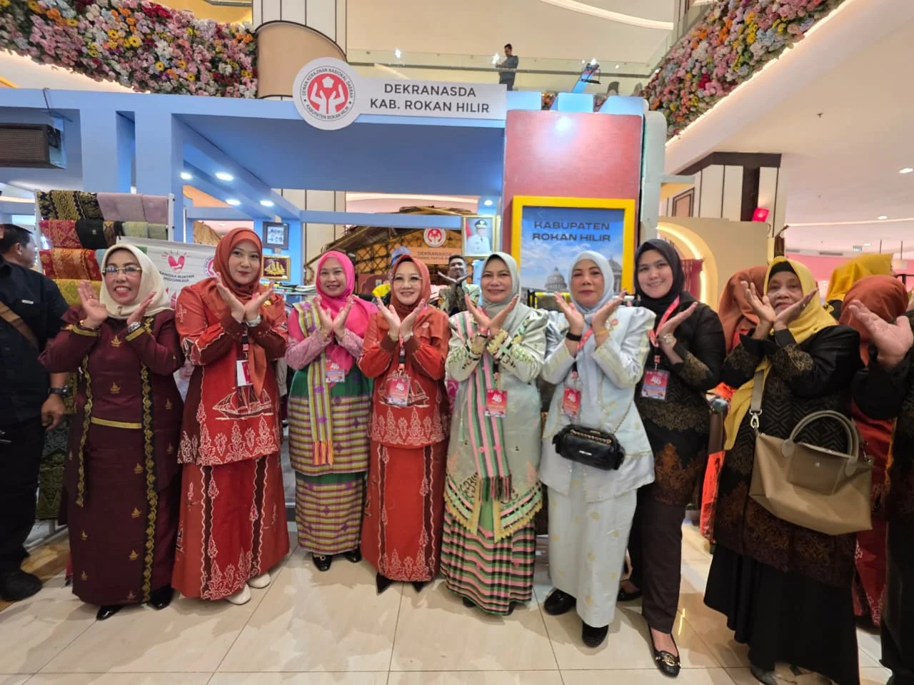 Dekranasda Inhil Promosikan UMKM di Makassar: Strategi Penguatan Ekonomi Kreatif dan Ekspor