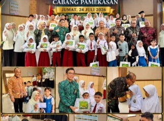 Dharmayukti Karini Cabang Pamekasan Serahkan Bantuan Dana Beasiswa untuk Anak Pegawai Peradilan