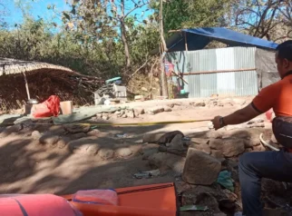 Diterjang Angin, Rumah Warga Rata Tanah: Analisis Bencana dan Respons Pemerintah