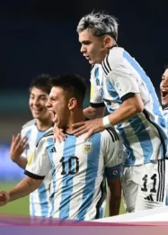 Drama Kobel: Argentina Taklukkan Swiss 3-1 Lewat Gol Spektakuler Alvarez