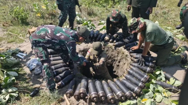 Duka di Madiun: Serda Hengky Gugur dalam Ledakan Gudang Amunisi, TNI Bentuk Tim Investigasi