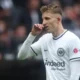 Eintracht Frankfurt Gigit Jari: Ajax Tolak Keras Tawaran Pertama untuk Anton Gaaei