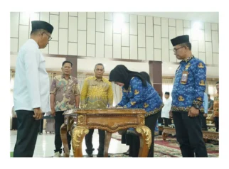 Evaluasi Kinerja Berkelanjutan di Pemkab Solok Selatan: Prosesi Pelantikan Empat Pejabat dan Implikasinya bagi Pelayanan Publik
