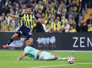 Fenerbahçe vs Pogoń Szczecin: Turki Hancurkan Portowce 4-0, Górnik Waspada