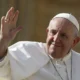 Francis: Dari Pemantauan Flu Burung Hingga Operasi Mata, Nama yang Muncul di Berbagai Peristiwa Global