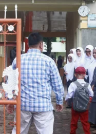 GAMAS Warnai Hari Pertama Sekolah di Padang Panjang: Gerakan Ayah Sebagai Investasi Generasi Unggul