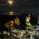 Gotong Royong Menjaga Pantai Tetap Bersih: Kolaborasi Pemerintah dan Masyarakat di Lumajang