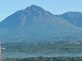 Gunung Bur Ni Telong Tetap Level II, Empat Gempa Tektonik Jauh Terdeteksi pada 6 Juli 2026