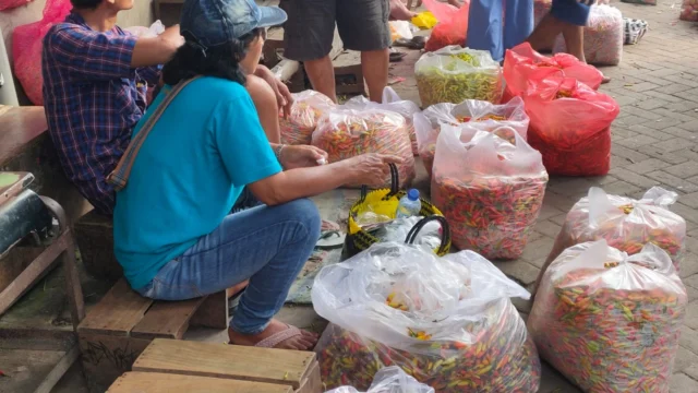 Harga Cabai Rawit di Pasar Induk Pare Naik, Dampak pada Konsumen dan Industri