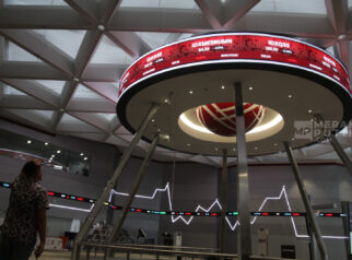 IHSG Rebound Perkasa Ditengah Isu Suksesi Bank Indonesia, Emiten Unggulan LQ45 Ikut Terkerek Naik