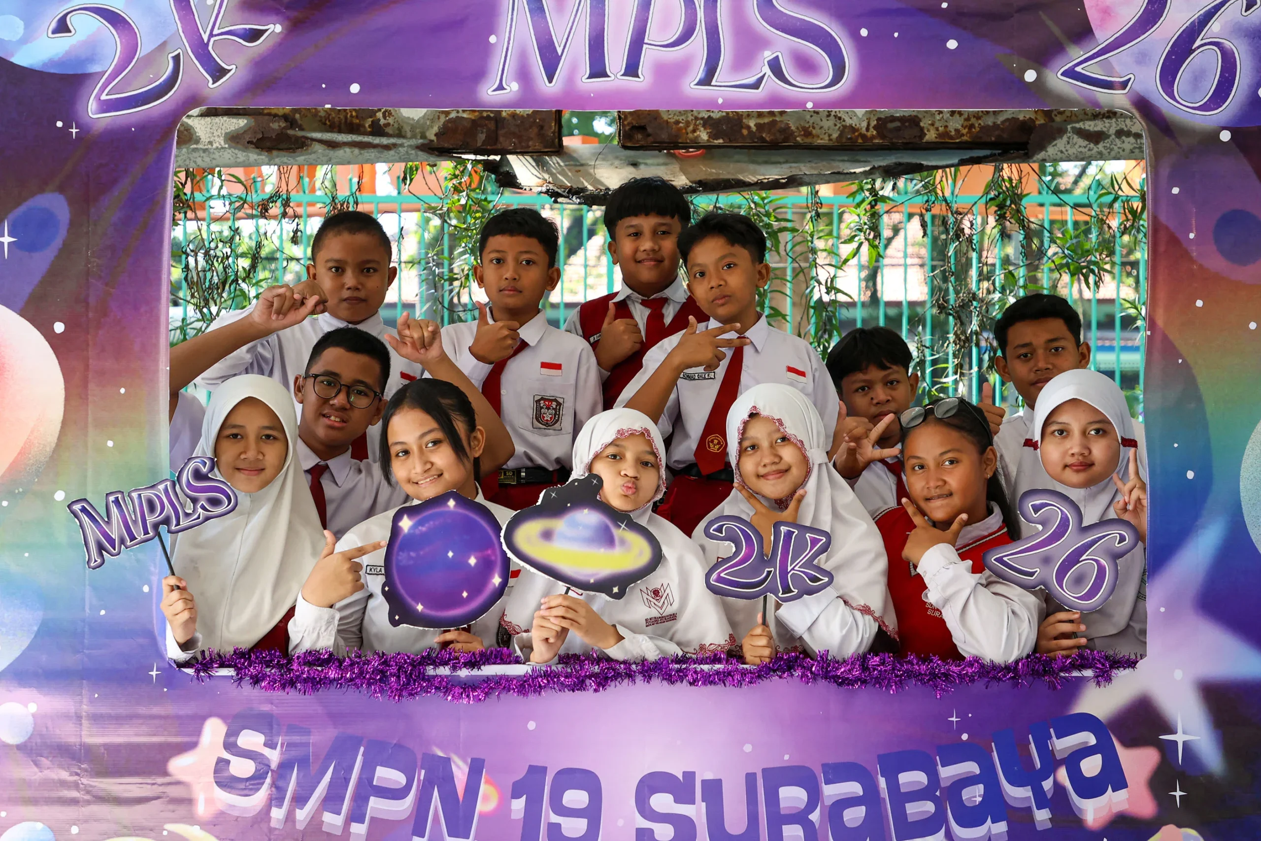 Inovasi Pendidikan di Surabaya: MPLS Ramah Anak Hadirkan Simulasi Harta Karun dan Kegiatan Edukatif