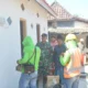 Instalasi Listrik Terangi Rumah Rehabilitasi TMMD 129 di Sampang