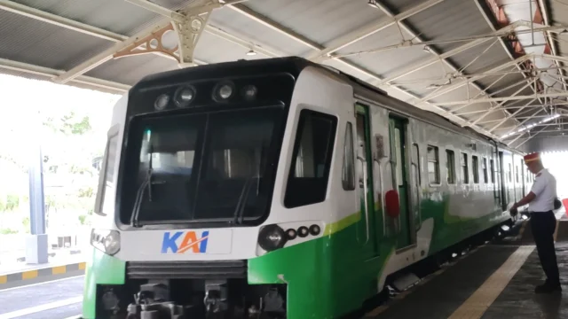 KAI Commuter Area VIII Surabaya Catat Rekor 8,5 Juta Penumpang di Semester I 2026