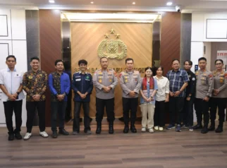 Kapolda Kepri Perkuat Sinergi dan Dialog Bersama Mahasiswa Teknik